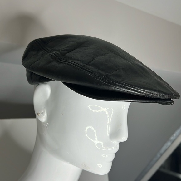 Leather Snap Front Pageboy Cap 22”Interior Circumference - Picture 2 of 7
